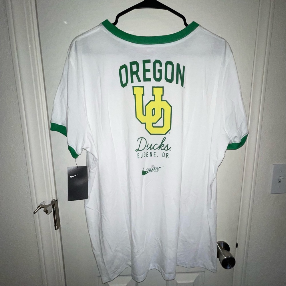 COPY - Women’s Oregon Duck’s t-shirt size XXL